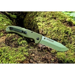 ROGAN Rogue folding knife special edition OD Green and Stonewash open in the forest 2